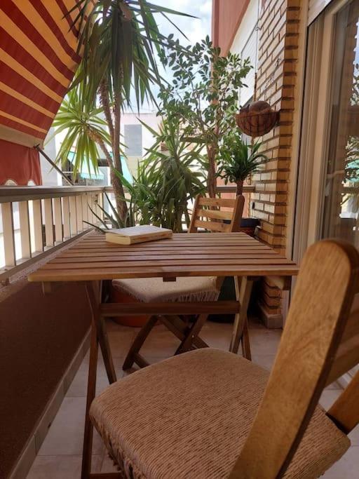 Family Apartment Andrea อาลากวาส ภายนอก รูปภาพ
